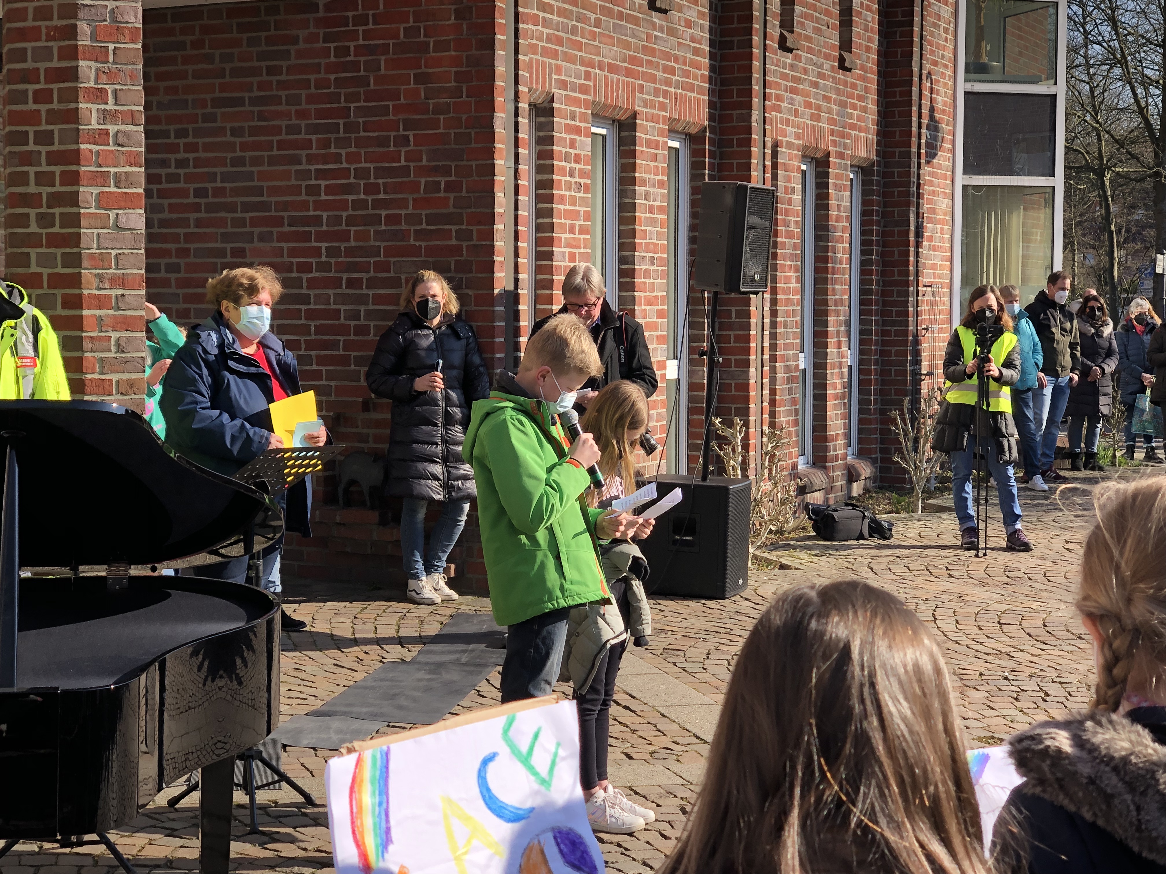 C320F4F5 43FD 4B1B B605 7C4BAC788D92