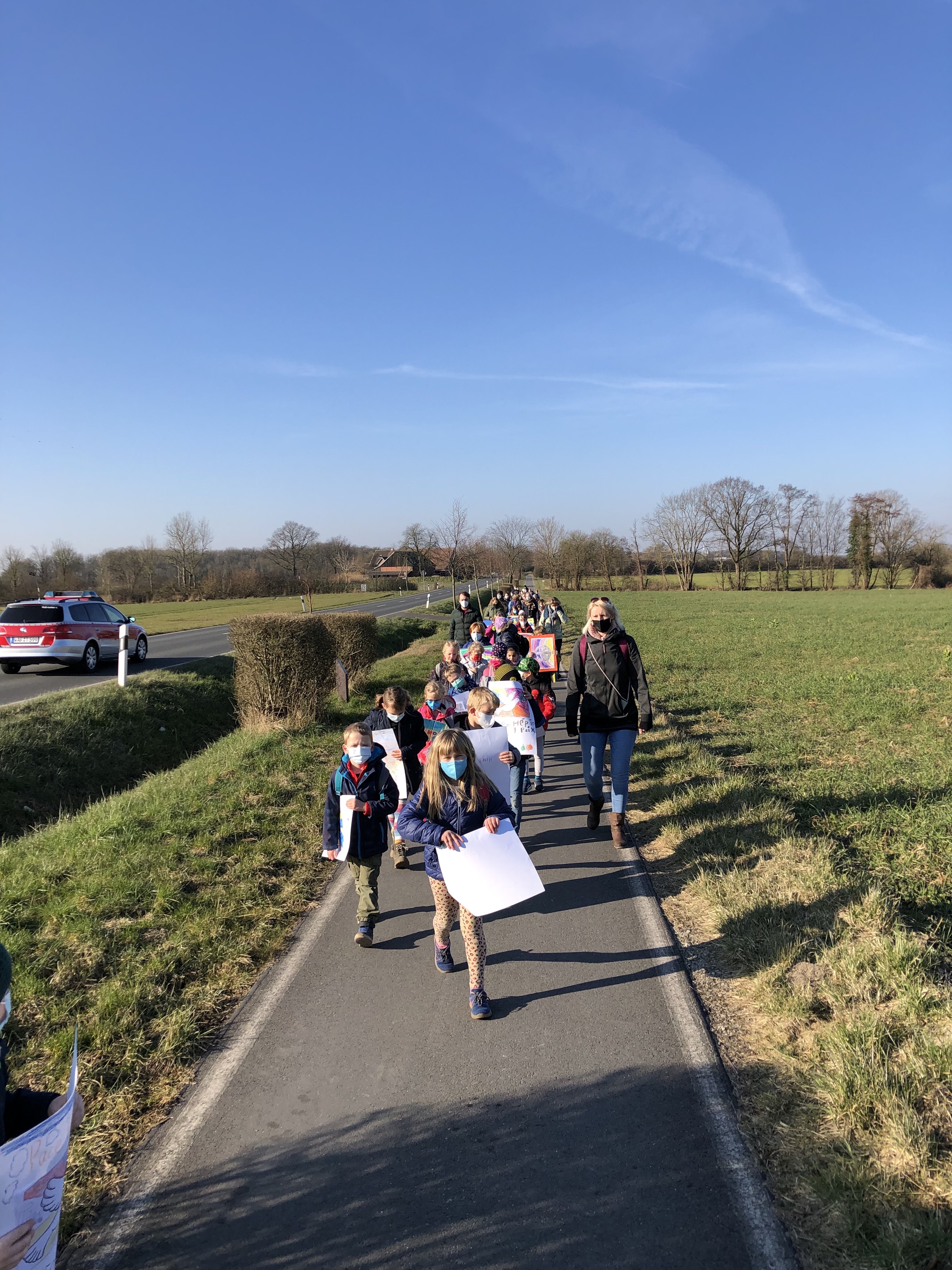 F4B9CE58 4F6D 4B9A AFA7 188EF866EBDC