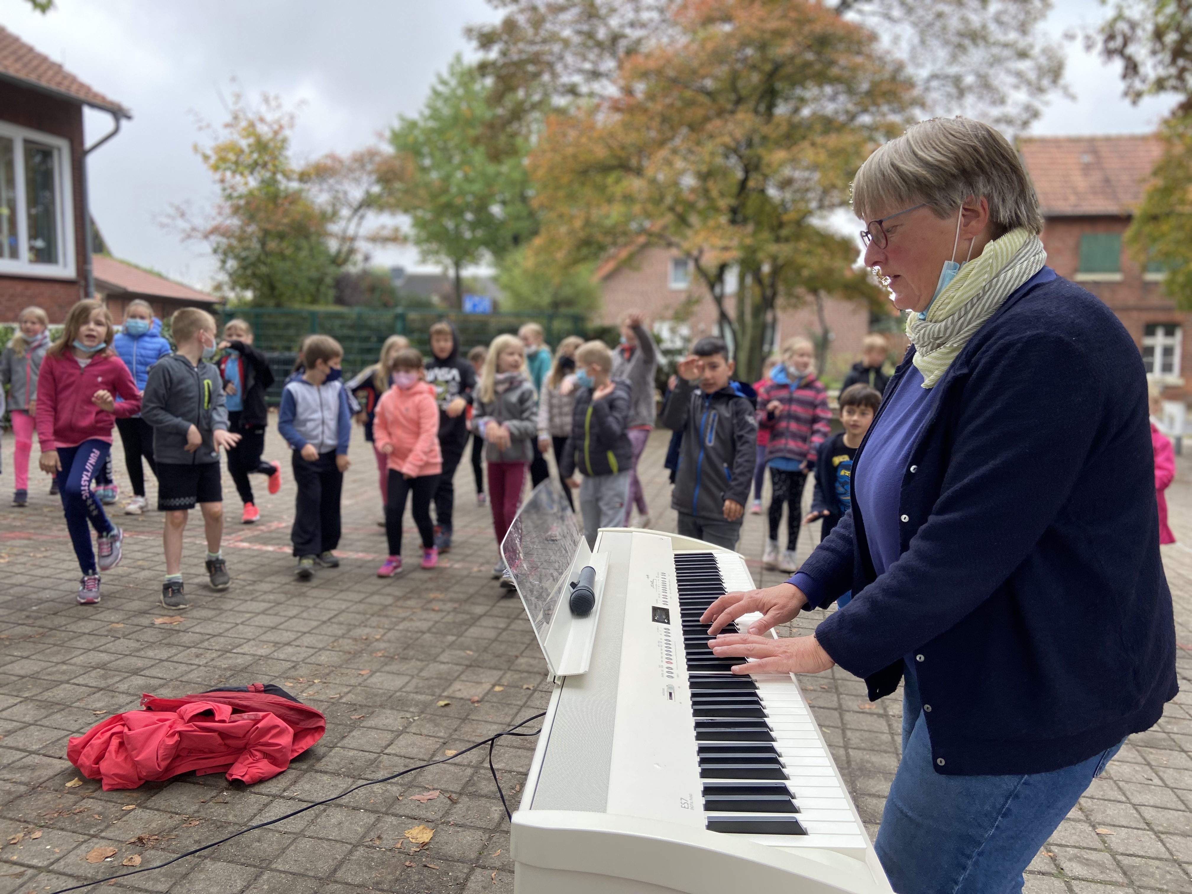 8635D966-BD9B-454F-909A-9C179EA66BFE