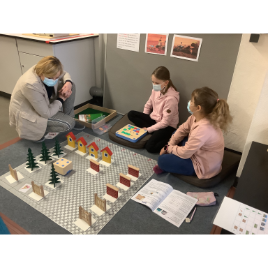 927235B8 499D 4EFA A30E 3D3FBE103423