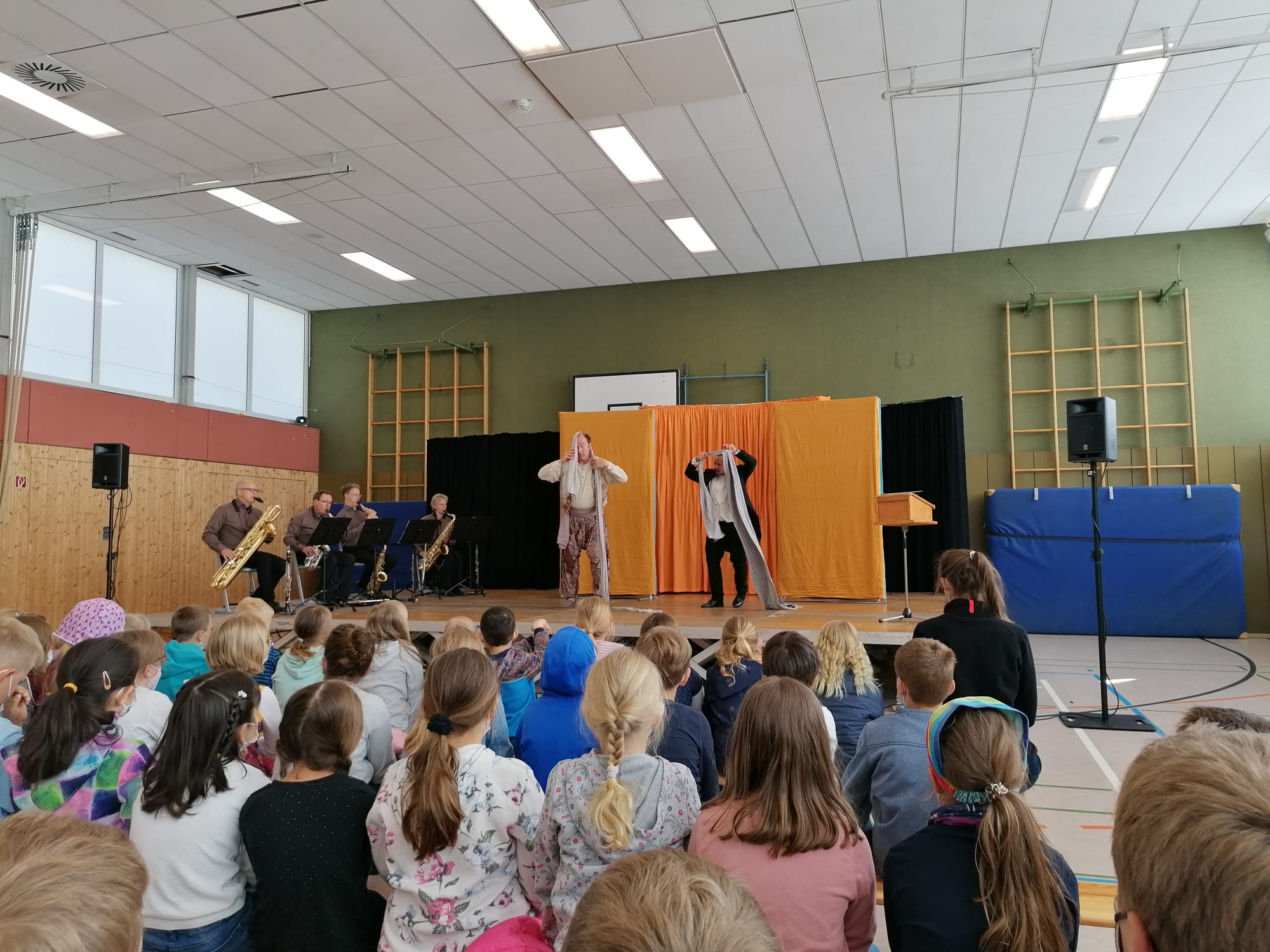 B6726F8C 749A 4CF3 AFD0 25E5138A361F